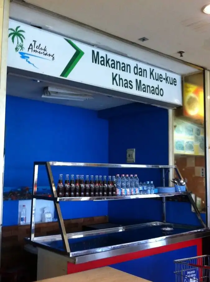 Makanan dan Kue - Kue Khas Manado