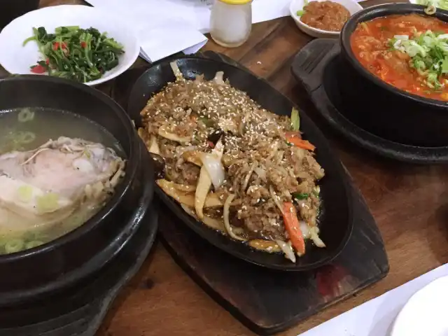 Gambar Makanan Hwang Geum Bab 10
