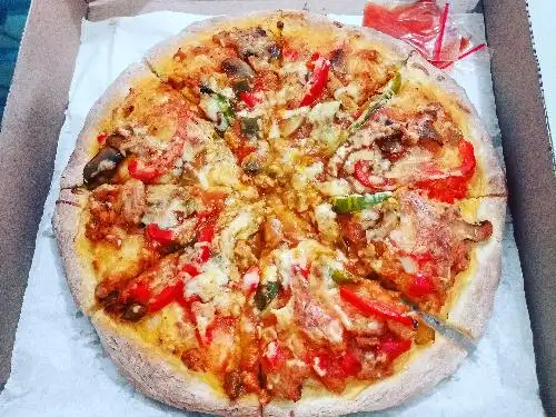 Metta Pizza - Pizza Cinta Kasih