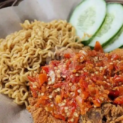 Gambar Makanan Ayam Geprek Saddam, Jalan Foker 17