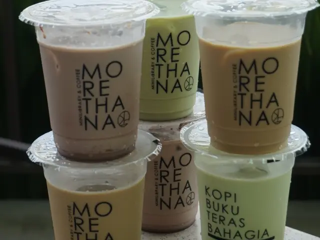 Gambar Makanan Morethana Minilib & Coffee 17
