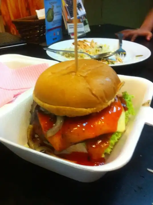 Burger Mania (Bangi Homemade BBQ Burger) Food Photo 2