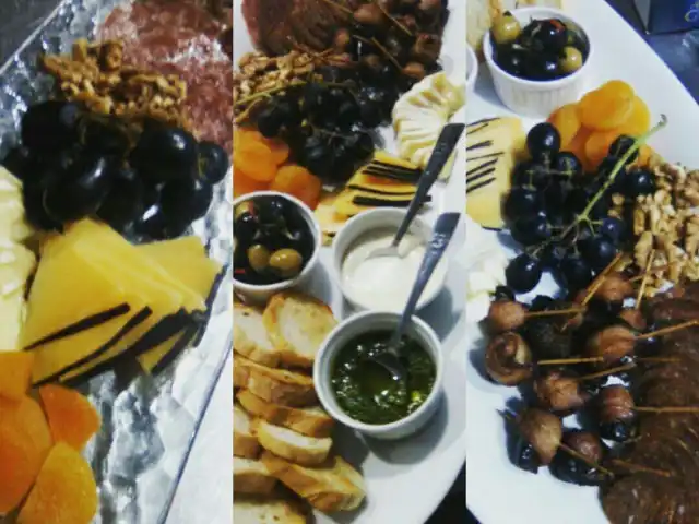 The Black Stove Food Photo 5