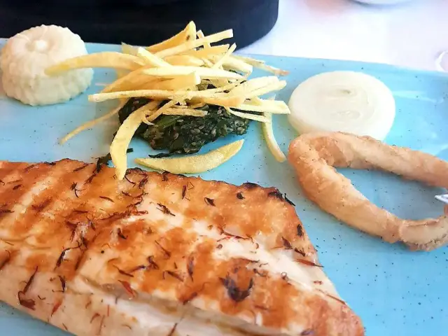 Göl Evi Balık Restaurant'nin yemek ve ambiyans fotoğrafları 5