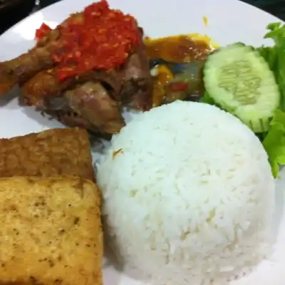 Ayam Bakar Wong Solo