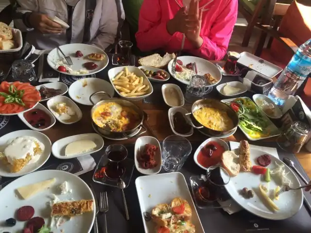 Meram Ortaköy'nin yemek ve ambiyans fotoğrafları 12