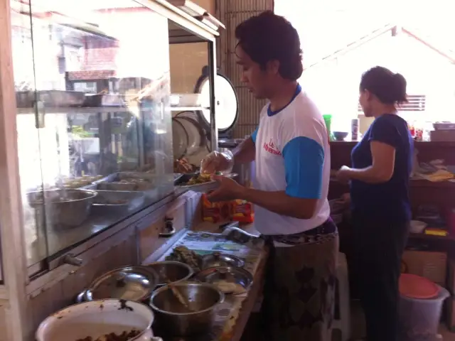 Gambar Makanan Warung Ayam Betutu "Srikandi" 2