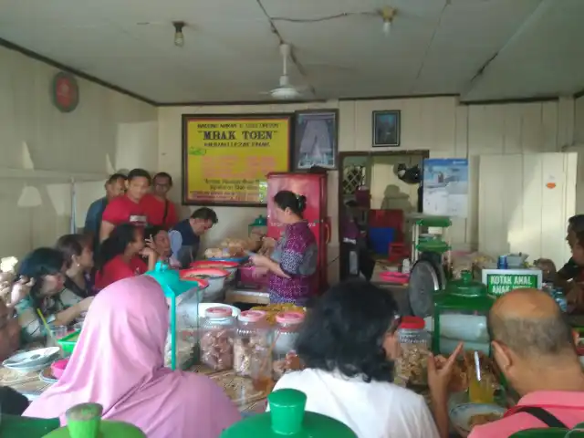 Gambar Makanan Warung Makan Mbak TOEN 5