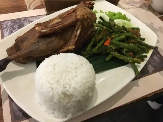 Gambar Makanan Bebek Tepi Sawah 9