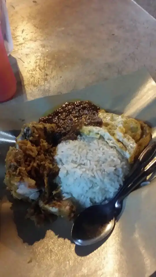 Nasi Lemak Wak Kentut Food Photo 1