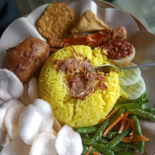 Gambar Makanan Nasi Kuning 8989 2 8