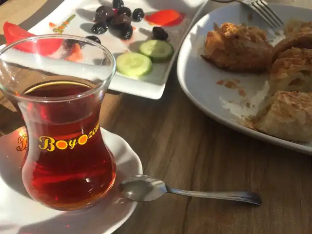 Boyozcum Bornova'nin yemek ve ambiyans fotoğrafları 1