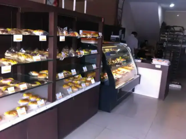 Ajib Bakery