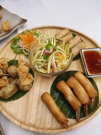 Phraya Thai Food Photo 1