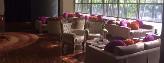 Lobby Lounge - Hotel Maya