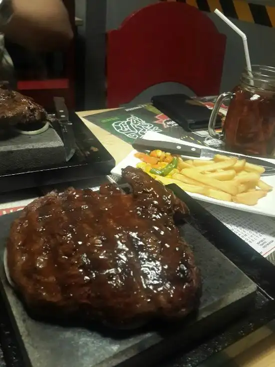 Gambar Makanan Street Steak 7