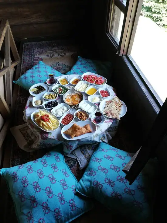 Altınköy Katırcılar Konağı'nin yemek ve ambiyans fotoğrafları 19