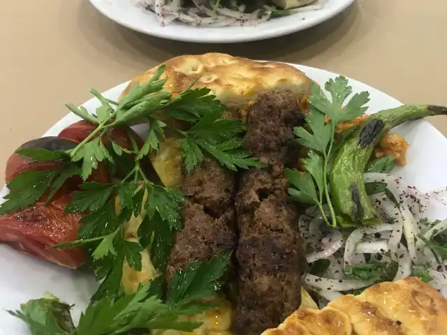 Eyupoglu Kebap ve Lahmacun Salonu'nin yemek ve ambiyans fotoğrafları 13