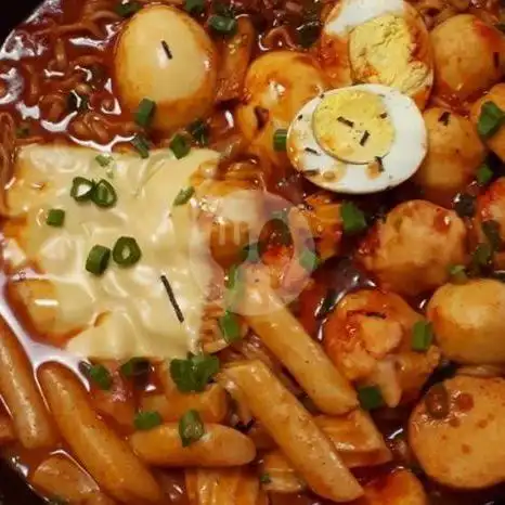 Gambar Makanan Tteokbokki Ahjumma, Legian 5