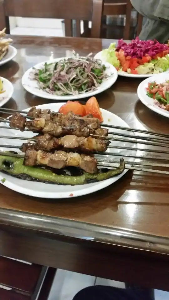 Mahmut Usta Ciger Ve Kebap Salonu'nin yemek ve ambiyans fotoğrafları 11