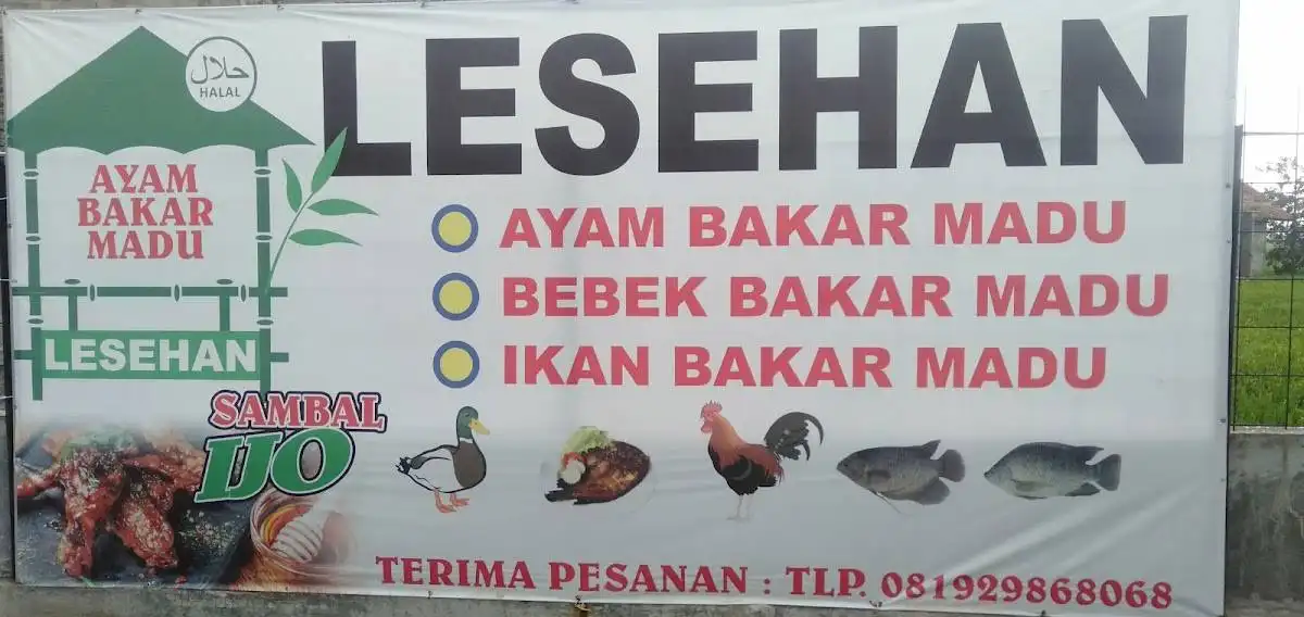 Lesehan Saung Bambu