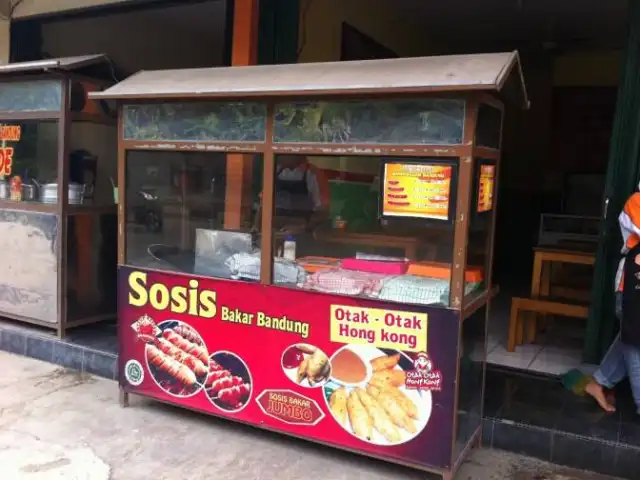 Gambar Makanan Sosis Bakar Bandung 2