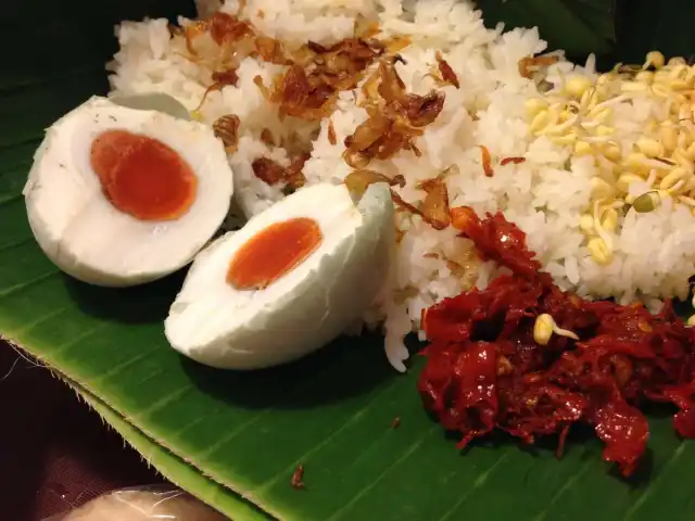 Gambar Makanan Nasi Liwet Keprabon 8