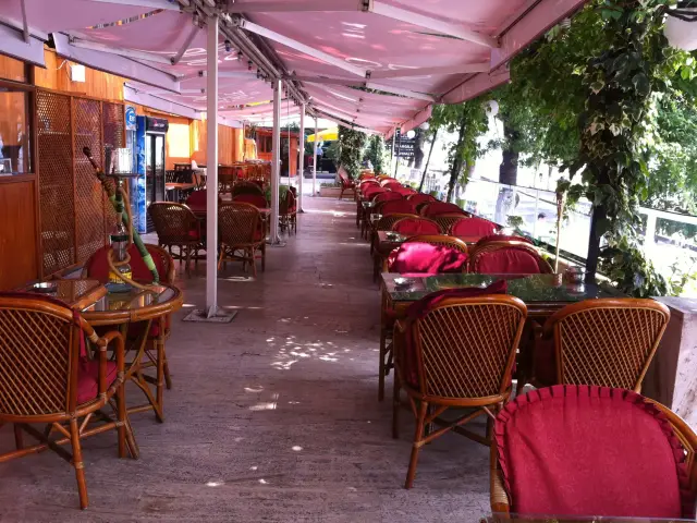 Antik Laterna Cafe & Restaurant'nin yemek ve ambiyans fotoğrafları 11