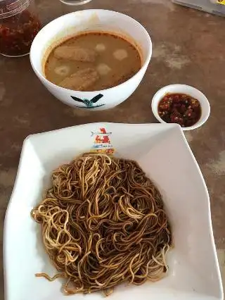 Anthony Fishball Noodle