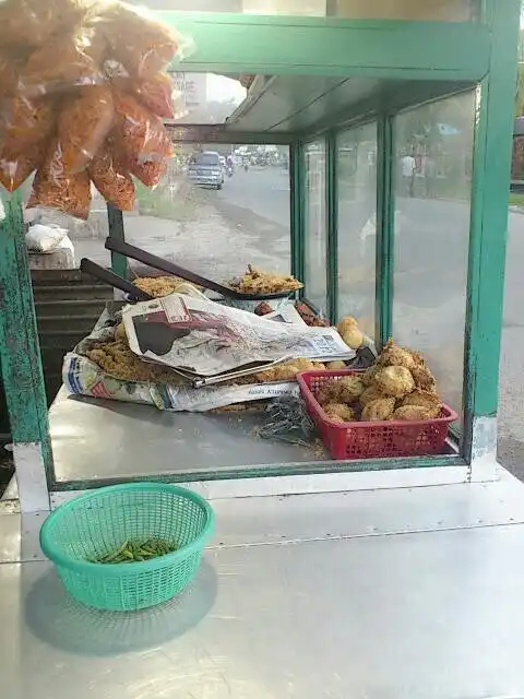 Gambar Makanan pisang goreng ujung gurun 4