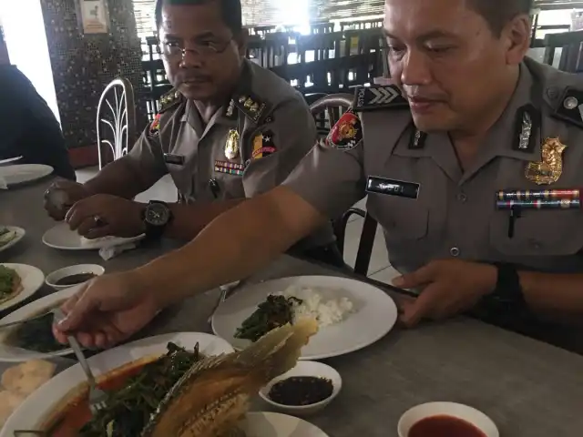 Gambar Makanan Rumah Makan Lembur Kuring 14