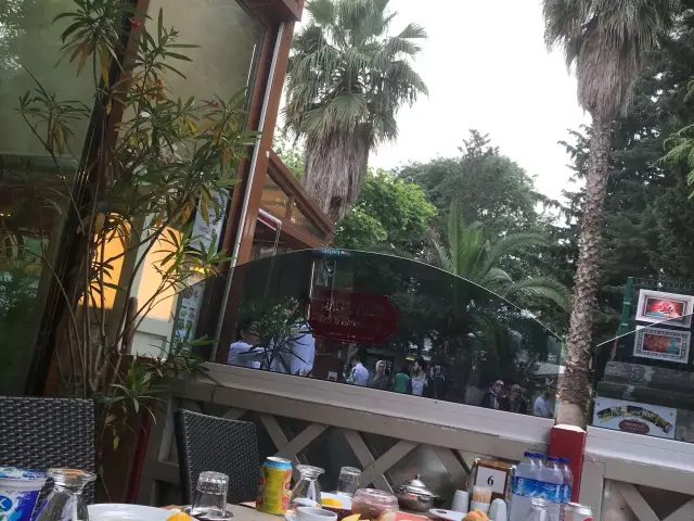 Mihmandar Et Lokantası & Cafe'nin yemek ve ambiyans fotoğrafları 43