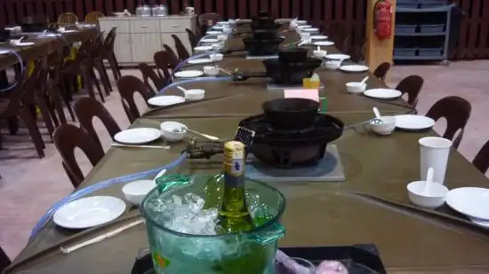 Six Star Steamboat Restaurant