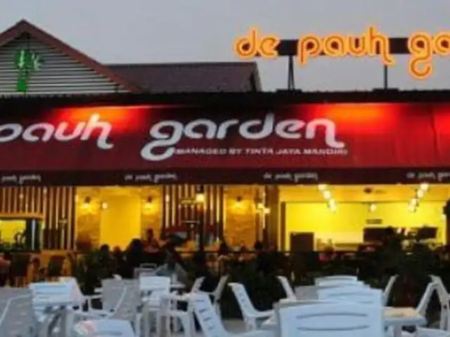 De Pauh Garden Restaurant & Cafe Food Photo 1