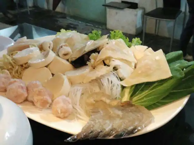 Gambar Makanan Bogor Steamboat Sukiyaki 9