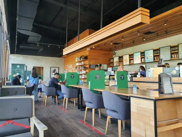 Gambar Makanan Starbucks - Rest Area Km 429 2