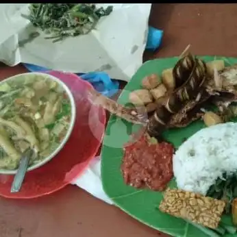 Gambar Makanan Warung Muslim Al Lalapan & Soto, Kuta 15