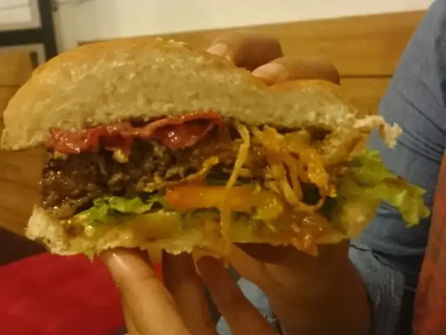 Gambar Makanan The Republic of Burger 6