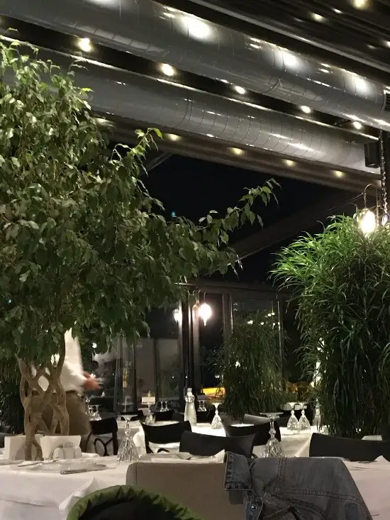 Yuksel Balik Seafood Restaurant'nin yemek ve ambiyans fotoğrafları 46