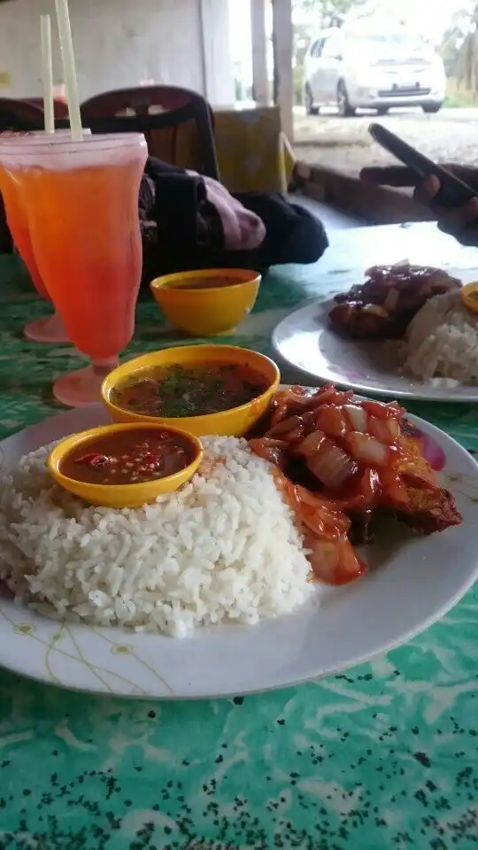 Kdai Mkn Nasi Ayam Budu Food Photo 6