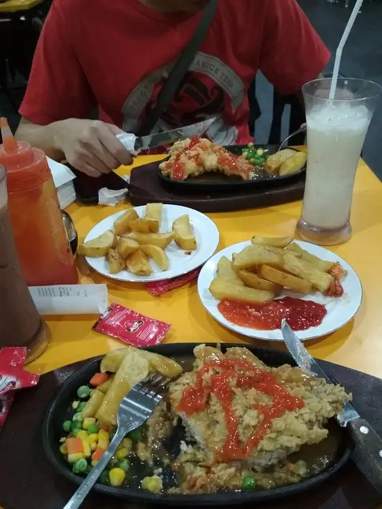 Gambar Makanan Waroeng Steak & Shake Tebet 2