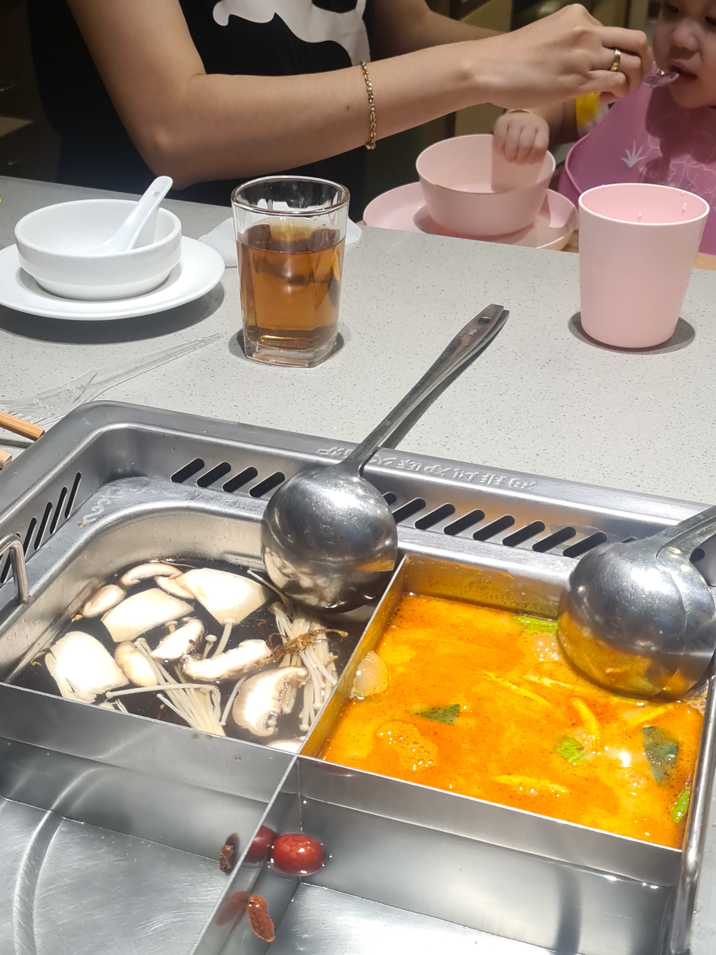 Haidilao Hot Pot terdekat Restoran dan Tempat Makan Chinese Food