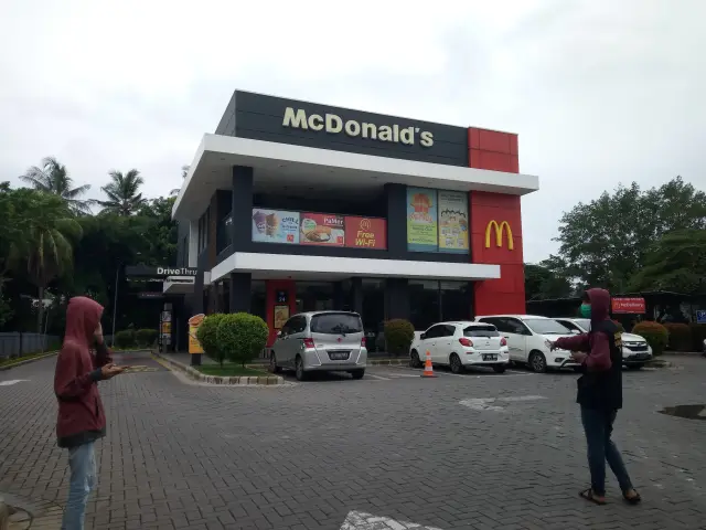 Gambar Makanan McDonald's 11