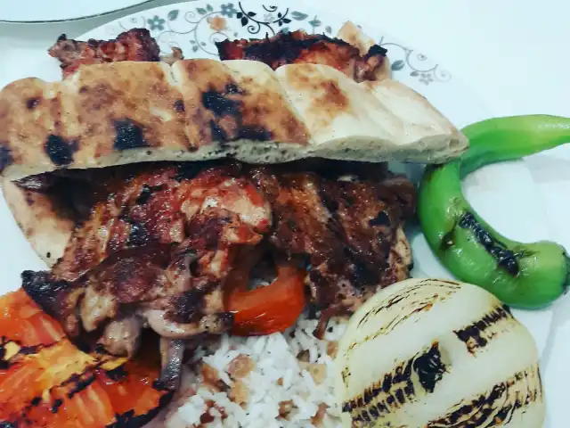 Can Dostum Pide Ve Kebap Salonu'nin yemek ve ambiyans fotoğrafları 3