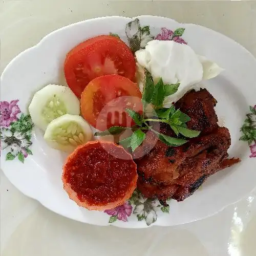 Gambar Makanan Warung Ayam Goreng & Bakar Mak itum klitren 4