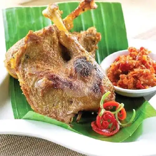 Gambar Makanan Lesehan Pecel Lele Lestari & Seafood, Srengseng Sawah 1