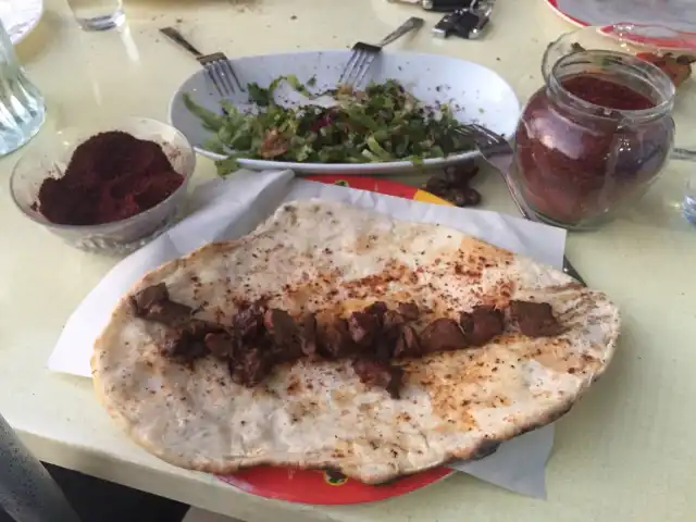 Ciğerci Ayvaz'nin yemek ve ambiyans fotoğrafları 17