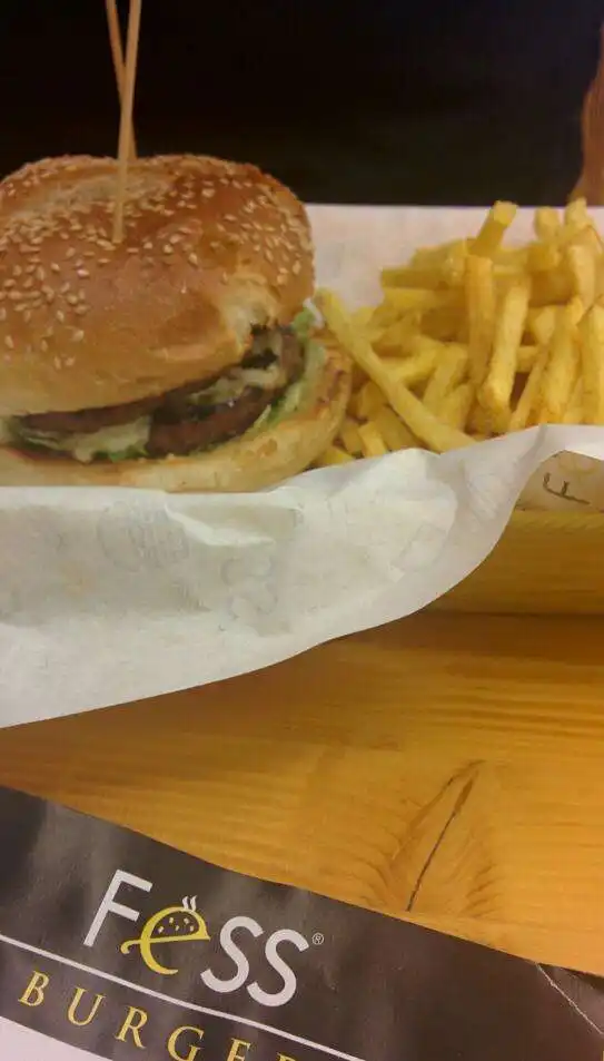 Fess Burger'nin yemek ve ambiyans fotoğrafları 48