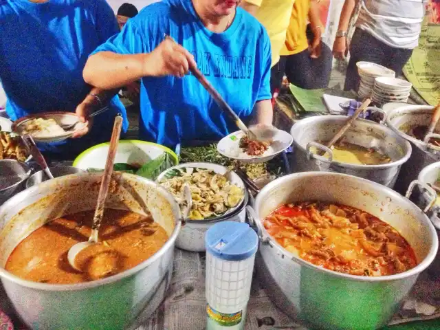 Gambar Makanan Nasi Liwet dan Special Cakar Mbak Endang 4