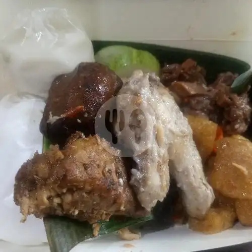 Gambar Makanan Gudeg Dan Ayam Penyet Waroeng Apik, Senen 20